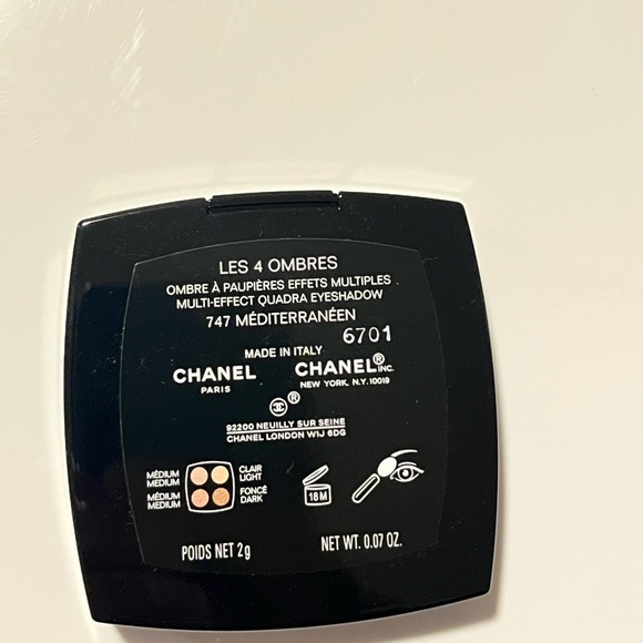 Chanel eyeshadow - Picture 4 of 4